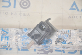 Fuel system vacuum valve Lexus GS350 06-11