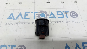 Start-stop button Nissan Sentra 13-19 scratches