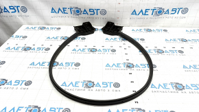Rear hood seal Mazda CX-30 20 - on the wiper grille, tear