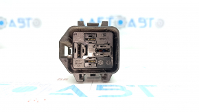Chip on the BMW X3 G01 18- cooling fan motor relay