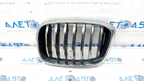 Radiator grill left BMW X3 G01 18-21 nostril, chrome frame + chrome grill, broken fasteners, pokes on chrome