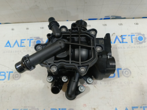 Thermostat housing assembly BMW 5 G30 17-20 2.0T, 530e hybrid