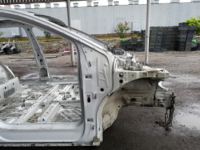 Front right quarter Volkswagen ID.4 21-23 white LS9R, on the body