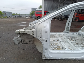 Front left quarter Volkswagen ID.4 21-23 white LS9R, on the body
