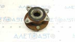 Front right hub Mazda CX-30 20-