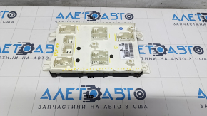 Body Control Module Chrysler Pacifica 20 damaged housing