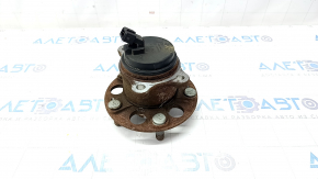 Rear left hub Kia Forte 19-24 rusty