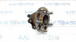 Rear right hub Kia Forte 19-24 rusty