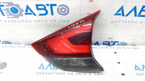 Light inside trunk lid right Nissan Rogue 17- scratches