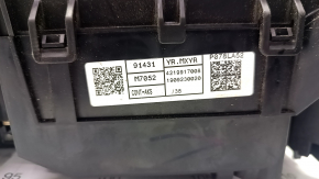 Underhood fuse box Kia Forte 20-21 under automatic transmission, halogen headlights