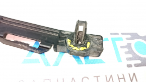 Tesla Model S 21 Front Right Threshold Bracket - Broken Fastening