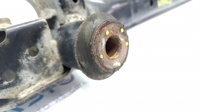 Front subframe Nissan Rogue 14-20 rusty, silent blocks need replacing