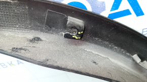 Front right fender arch trim Nissan Rogue 14-20 structure, scratches, crack in fastening