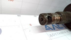 Drive axle shaft front left Nissan Rogue 14-20 rusty, thread flattened