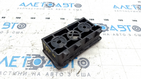 Front left jack Tesla Model S 21-
