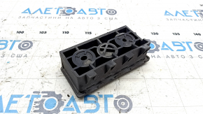 Front right jack Tesla Model S 21-