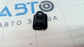 Hood insulation clips Volvo XC90 16-22 incomplete 7 pcs, crack in fastening