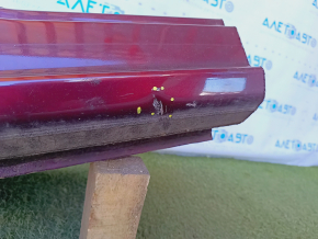 The central right body pillar of Honda Accord 13-17 is sawn off, bumps, dent