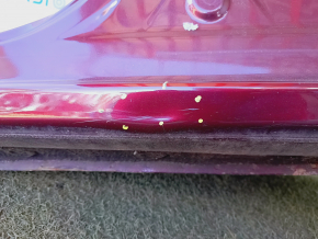 The central right body pillar of Honda Accord 13-17 is sawn off, bumps, dent