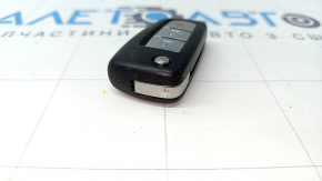 Nissan Rogue 14-20 3-button key, folding, scratches, peeling chrome