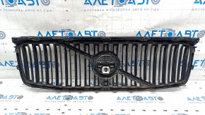 Radiator grill with Volvo XC90 16-19 badge black, chrome frame, under camera, sand, break