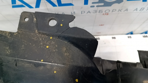 Front bumper grille lower BMW 3 F30 16-18 missing fragment, broken fasteners, cracks