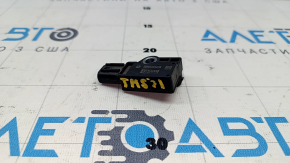 Tesla Model S 21- Vibration Sensor
