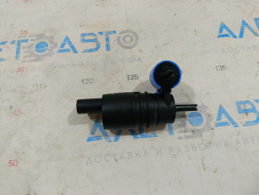 Windshield Washer Motor VW Touareg 11-17 MEYLE