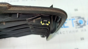 Ventilation shield left Lexus CT200h 11-17 broken mount