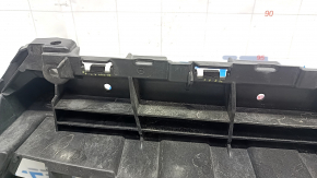 Radiator grill frame grill Audi Q7 16-19 broken fasteners