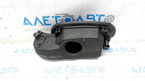 Fuel filler flap with housing Ford Edge 19 - torn seal