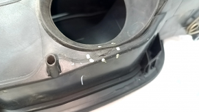Fuel filler flap with housing Ford Edge 19 - torn seal