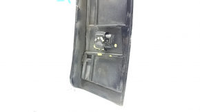 Front left wing arch trim Audi Q7 16-19 broken mount