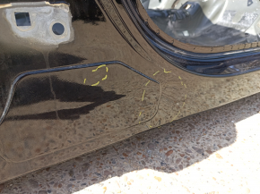 Body pillar central right Ford Edge 15 - on the body, dent, bumps