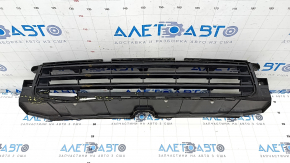 Lower grille of front bumper Lexus CT200h 11-13 prerest, broken