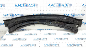 Windscreen wiper grille plastic Lexus CT200h 11-17 broken fasteners