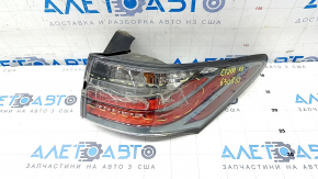 Light outer wing right Lexus CT200h 11-13 prerest, broken glass
