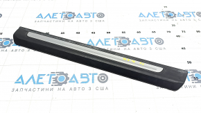 Door sill trim front left outer Audi Q7 16- black with chrome, scratches