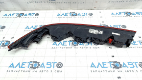 Rear bumper light left Audi Q7 16- scratches