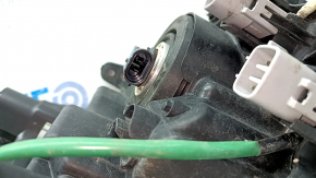 Headlight front left bare Lexus CT200h 11-17 broken fasteners, sand, needs polishing