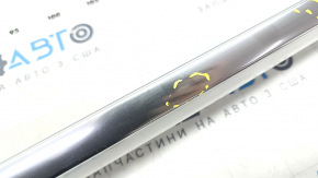 Longitudinal roof rail left Audi Q7 16-19 silver, scratches