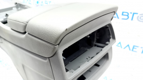Central console armrest and cup holders Audi Q7 16- gray, paint swelled, worn
