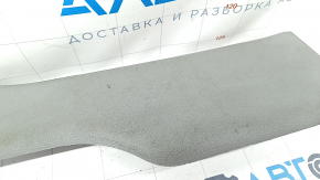 Inner right threshold trim Audi Q7 16- gray, scratches, broken fastening