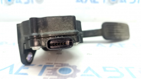Gas pedal Lexus CT200h 11-17