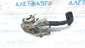 Lexus CT200h 11-17 brake pedal with sensors