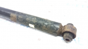 Rear left shock absorber Lexus CT200h 11-17 rusty, cracked silent block