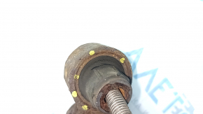 Rear left shock absorber Lexus CT200h 11-17 rusty, cracked silent block