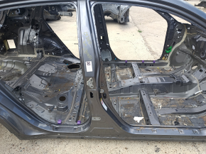 Body pillar central right Lexus CT200h 11-17 on the body, rusty, bump
