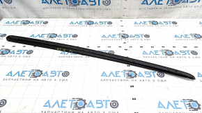 Left windshield molding Audi Q5 80A 18 - seal dried out