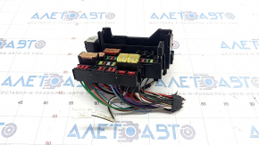 Underhood fuse box underhood Lexus CT200h 11-13